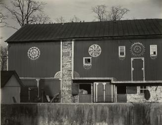 Barn with Hex Signs near Manatawny, Penna