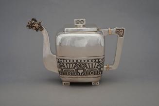 Tea pot